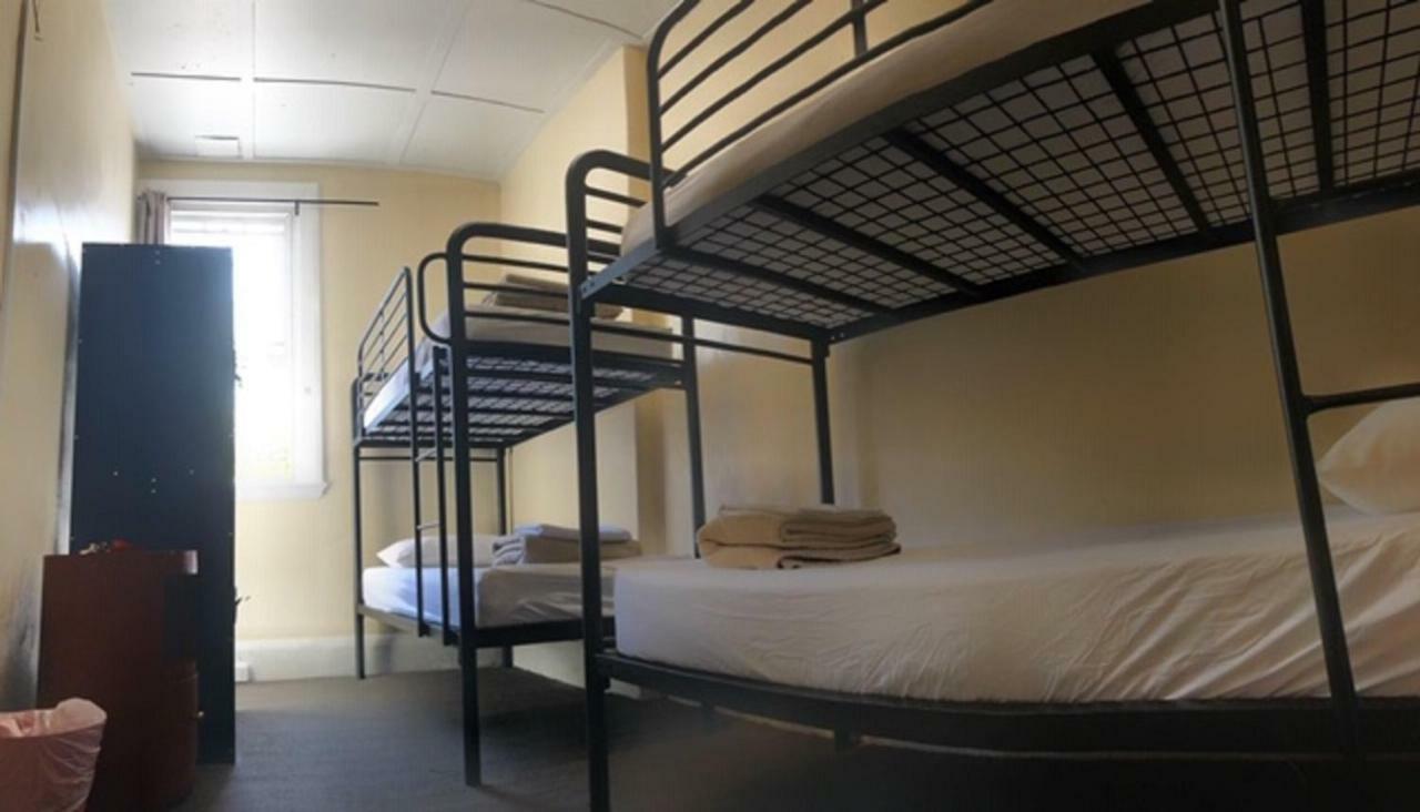 Bed 6-Bed Female Dormitory Room